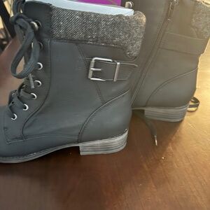 New Rampage Black Boots Size 8.5